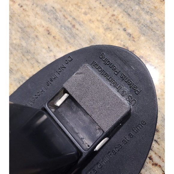 Rico MLB Boston Red Sox 3 in 1 Trailer Car Truck Grille Hitch Cover - Picture 5 of 10